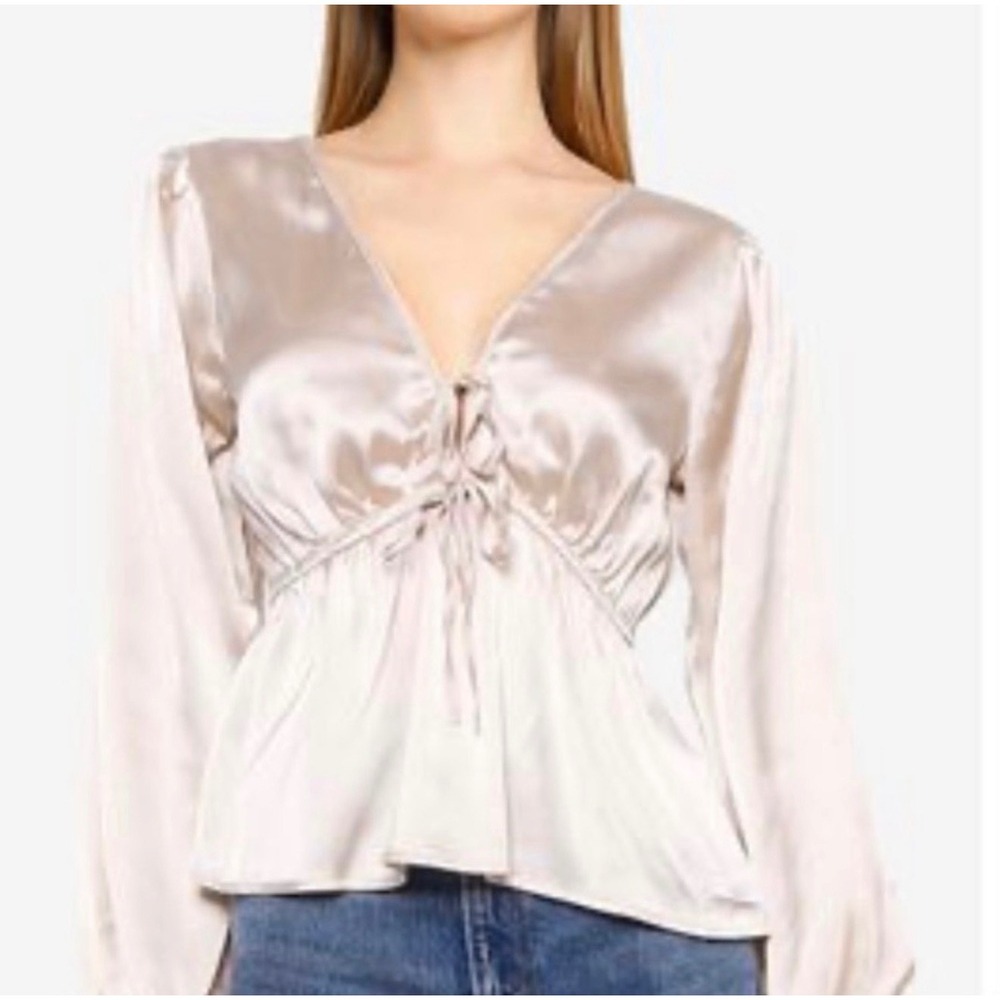 Abercrombie & Fitch Satin Tie Front Peplum Top Champagne Small NWT 140-412-0516
